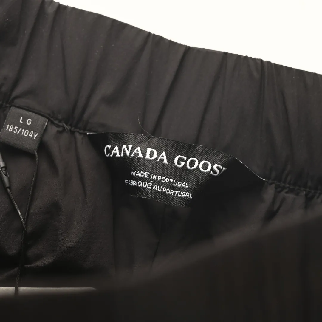 190 CANADA GOOSE CG ， ， ， ， ， ， 、 ， 。 3D ， 12 /cm²， 、 、 ， ； ， 。 ， 5mm ， 25% Rebound ， ， 。 5cm， ， ， 。 ， ， ， 。 Size：S-XL